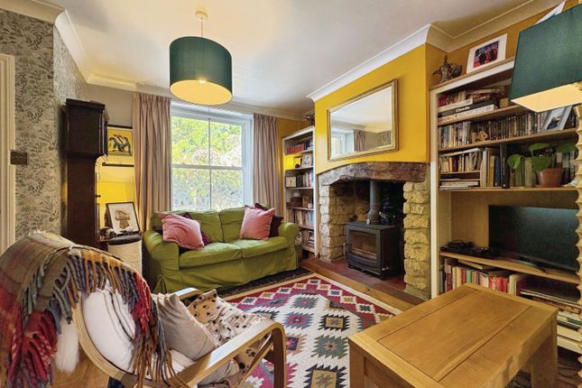 5, Goulds Brook Terrace, Crewkerne photo 4