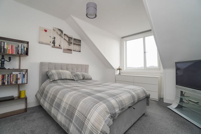 Flat for sale in Dumbarton Road, Bowling, Glasgow