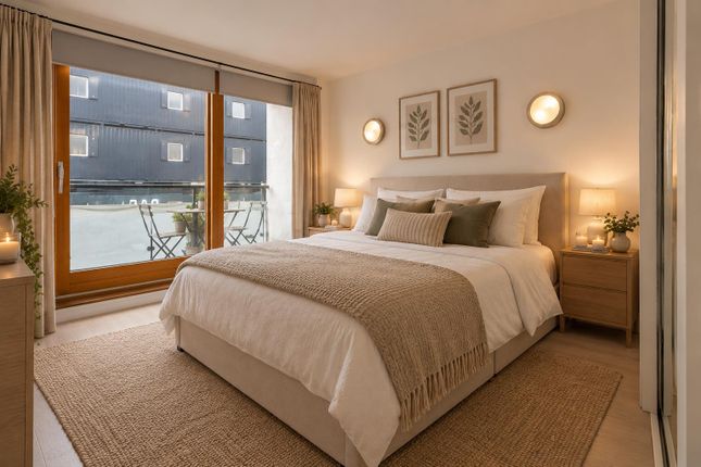 Flat 12, 74, Chalk Farm Road, London photo 5