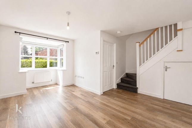29, Innes Close, Rochdale photo 2