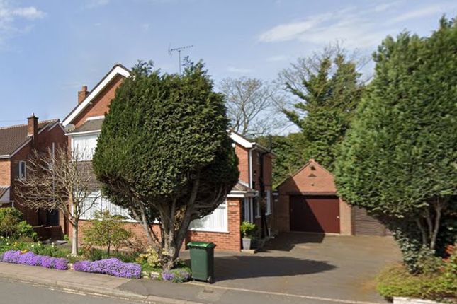 4 Bed Detached House To Let