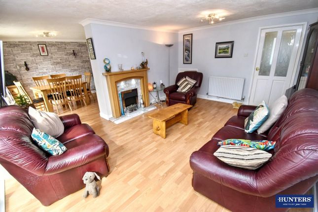 15, Barnstaple Close, Wigston photo 2