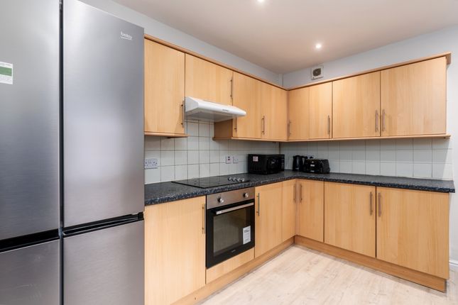 25, Norwood Terrace Hyde Park, Leeds photo 4