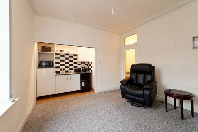 1B, Alderston Avenue, Ayr photo 2