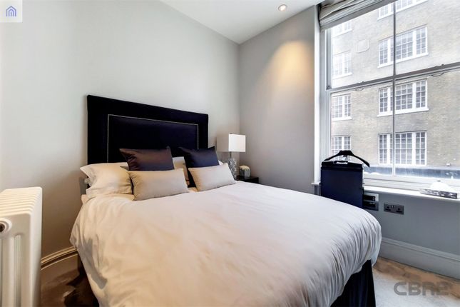 Flat to rent in Bow Street, Covent Garden