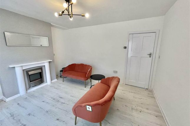 55, Austrey, Nottingham photo 2