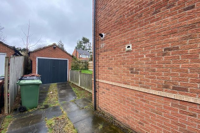 Property to rent in Woodside Mews, Meanwood, Leeds