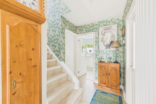 13 Muirfield Park, Hull, East Riding of Yorkshire photo 2
