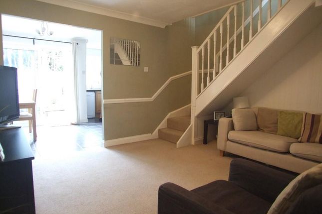 29, Ferndown Close, Sutton photo 3