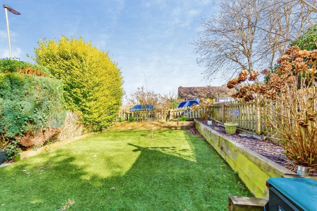18, Springholm Close, Westerham photo 2