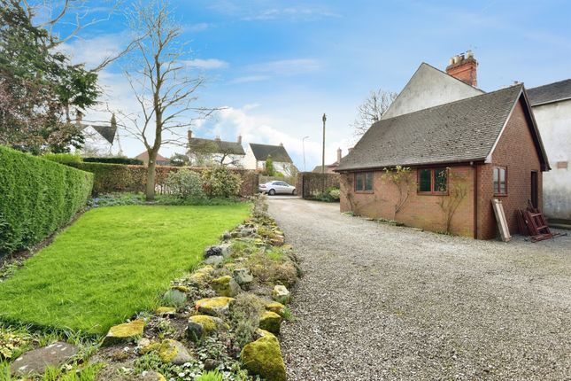 Detached house for sale in Westhill, Uttoxeter
