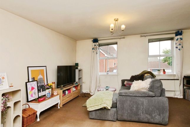 Flat 4, Shipton House, Cobham Way, York photo 2