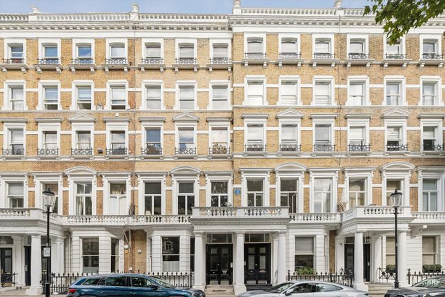 45, Emperors Gate, London photo 2