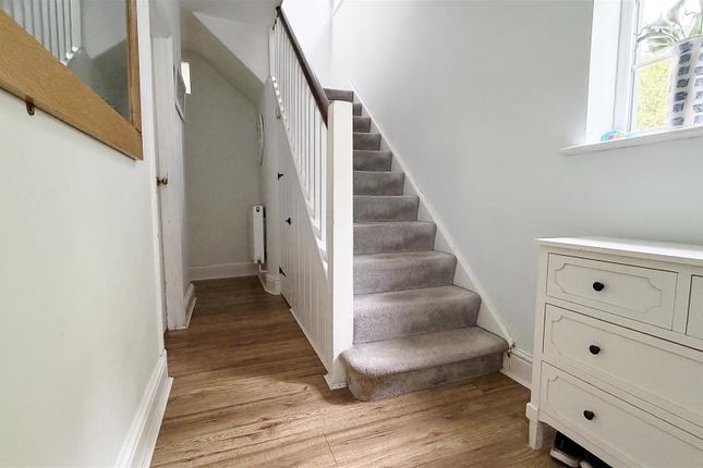 4, Wittonwood Road, Frinton-On-Sea photo 2