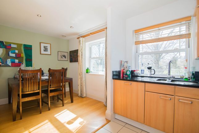 Detached house for sale in Barker Close, Richmond