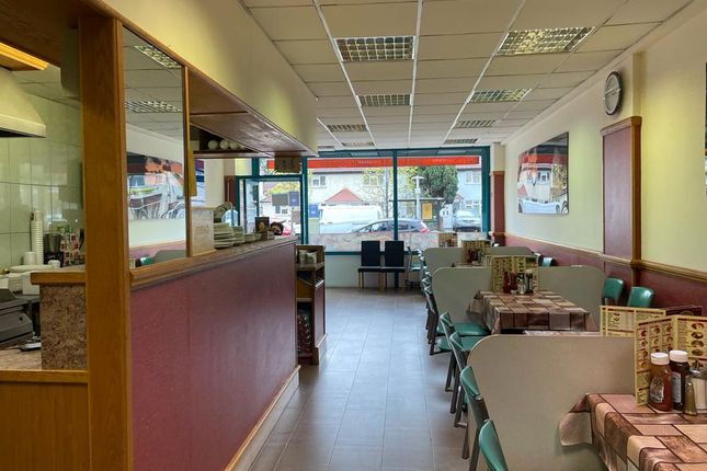 Restaurant/cafe to let in Pinner Road, North Harrow