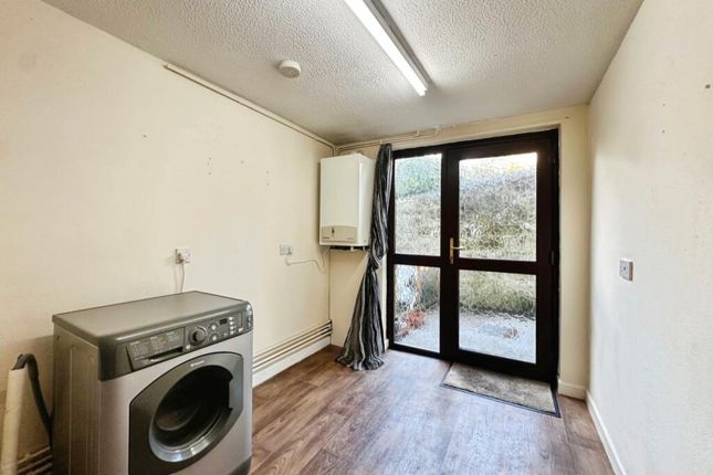 7 Medlyn Court, Monument Road, Cornwall photo 4
