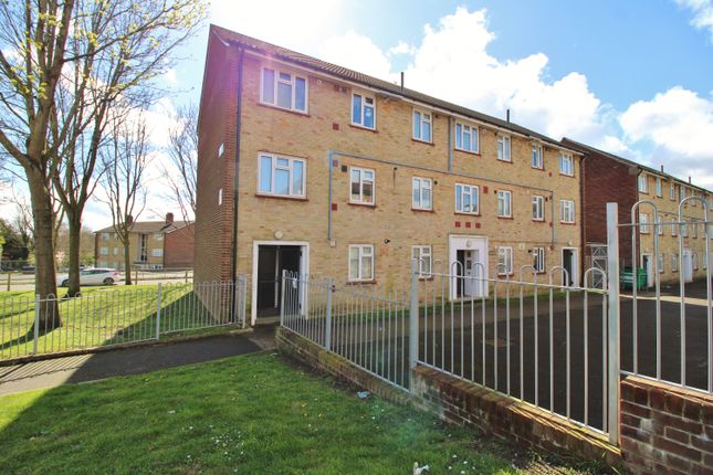 Thumbnail Flat for sale in Rochford Road, Cosham, Portsmouth