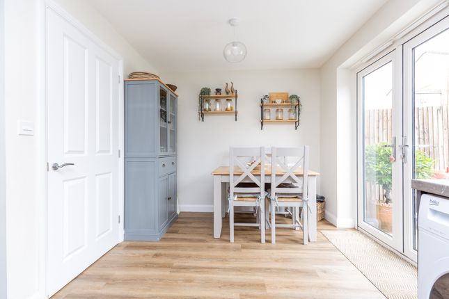 21 Wildflower Lane, Shaftesbury photo 4