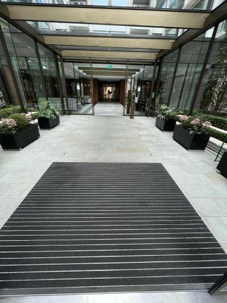 47, Sugar Quay, Water Lane, London photo 5