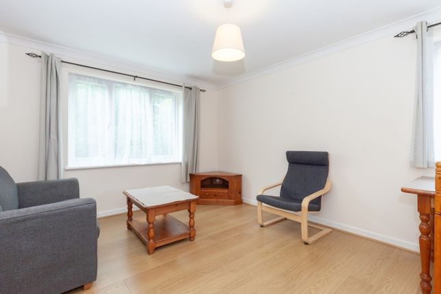 22 Kimber Close, Ladder Hill, Wheatley photo 4