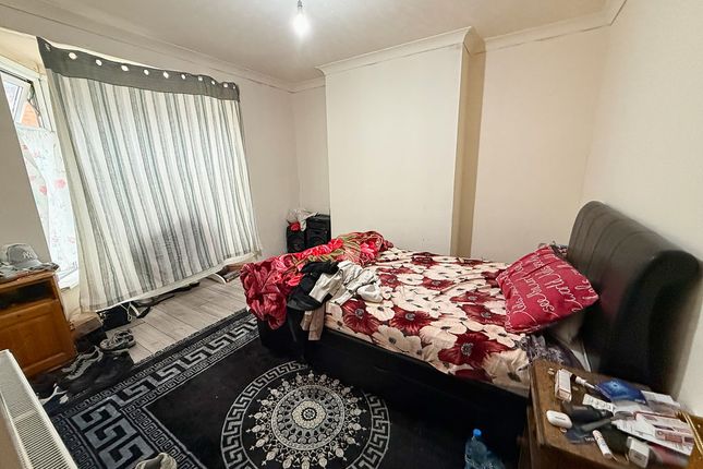 32, Fox Street, Scunthorpe photo 2