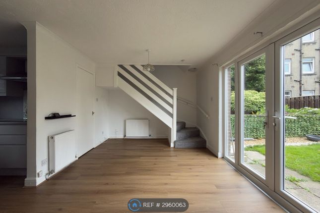 14, Loudon Gardens, Johnstone photo 3