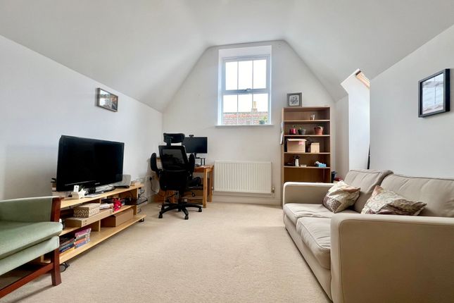 Flat 5, Southsea photo 2