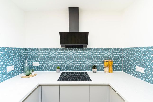 Room 3, 77, Romsey Road, Hampshire, England photo 5