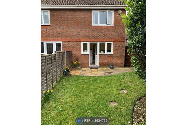Saxon Drive, Warfield, Bracknell photo 4