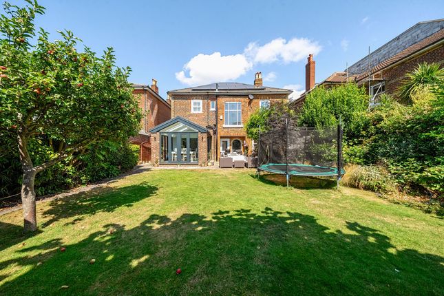 30 Havelock Road, Southsea photo 4
