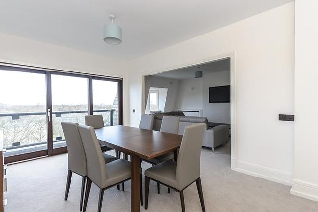 Flat to rent in Strathmore Court, St Johns Wood NW8,