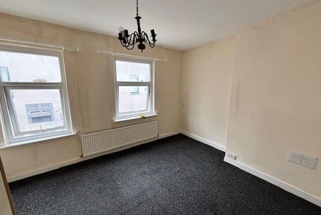 Thumbnail Town house for sale in Derby Street, Preston