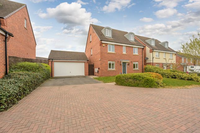 Thumbnail Detached house for sale in Pullman Drive, Kingswinford