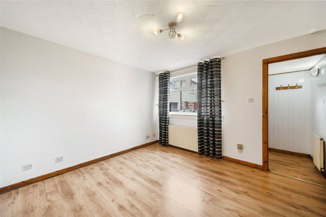 121, Wishart Drive, Stirlingshire photo 4