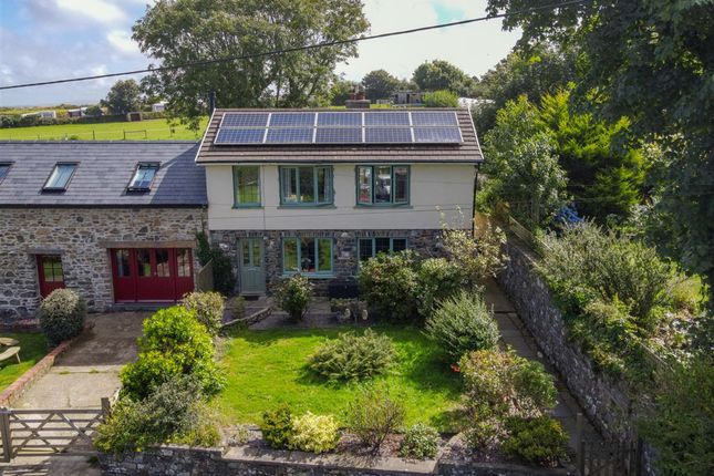 4-bed house on Carreg-Yr-Onen, Haverfordwest, £280,000