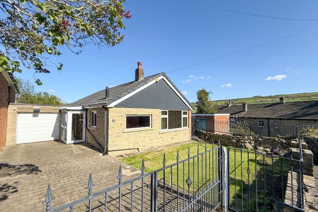 2-bed house on 2, Spring Lane, Holmfirth, £250,000