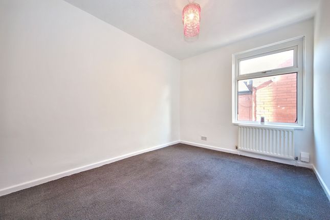 229b Ormskirk Road, Wigan photo 4