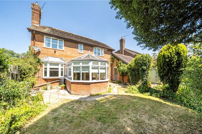 14, Oxlease Close, Hampshire photo 2