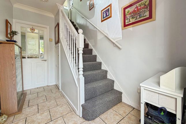 17, Hemsted Road, Erith photo 2