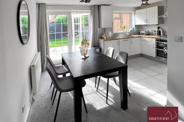 2, Field End, Farnham photo 3