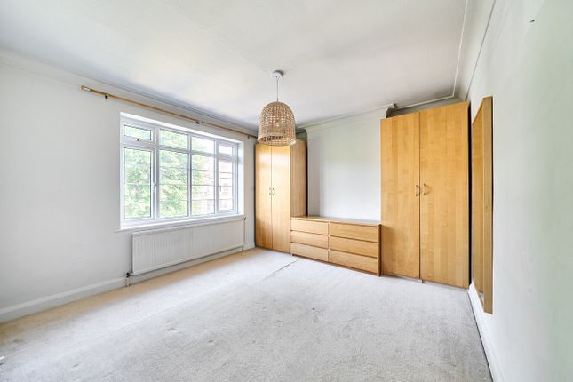 First Floor Flat, 9, Woodside Park Road, London photo 4