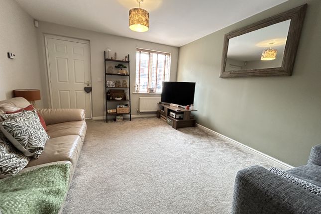 50, Bell Avenue, Durham photo 2
