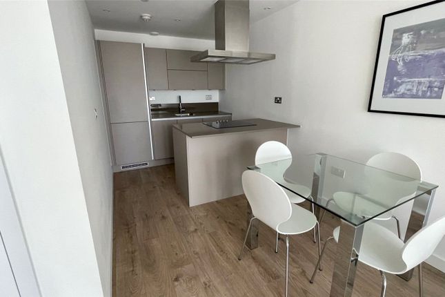 Flat to rent in Stratosphere Tower, 55 Great Eastern Road, London