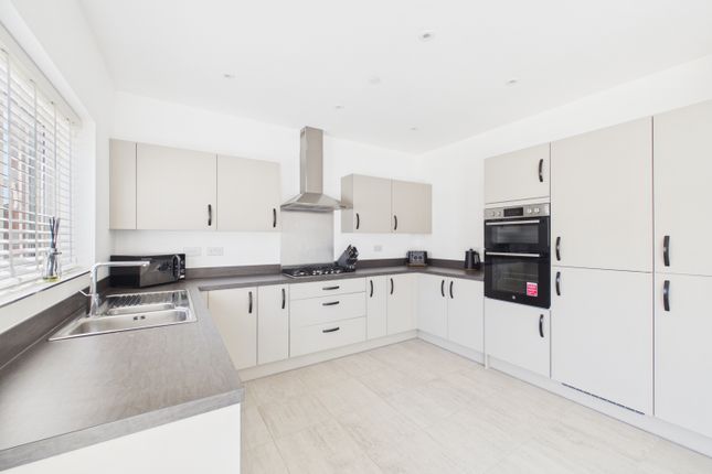 24, Bayley Road, Deeside photo 4