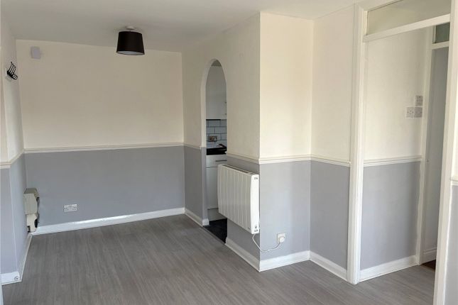 14, Littleton Close, Cheshire photo 2