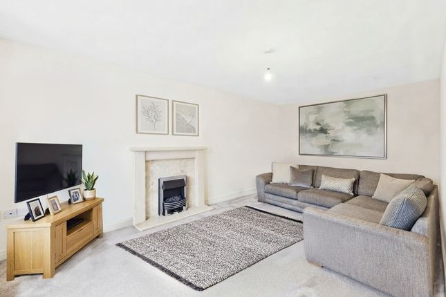 11 Rothbury Close, Nottingham photo 2