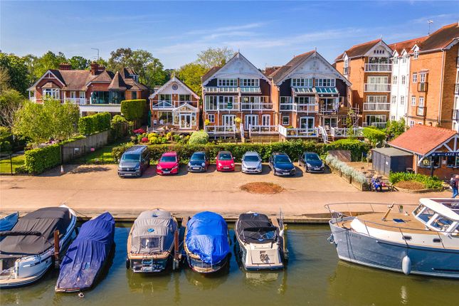 Thumbnail Semi-detached house for sale in Boathouse Reach, Henley-On-Thames, Oxfordshire