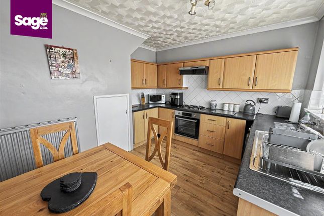 18, Holly Road, Newport photo 3