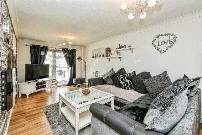 31, Stewart Road, Worksop photo 2
